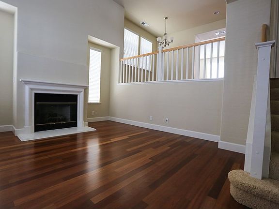 5th image of 4730 Torrey Pines Cir