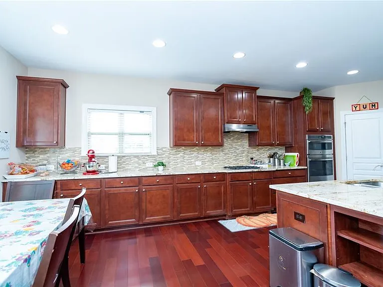 1125 Sonoma Chase — Photo 33
