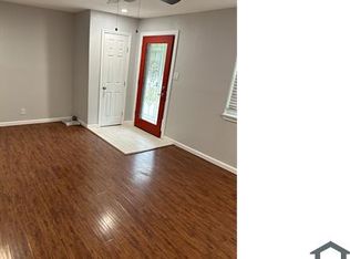 800 Glynn Oaks Dr, Arlington, TX 76010