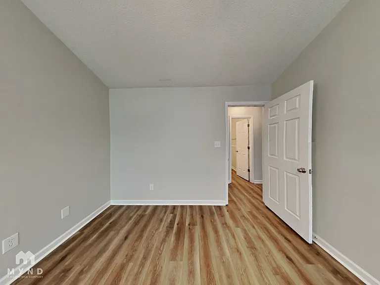 589 Spaniel Ln — Photo 8