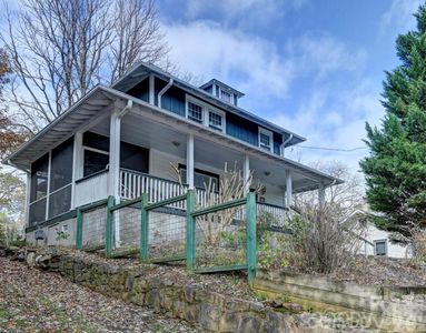 100 Washington Rd, Asheville, NC, 28801