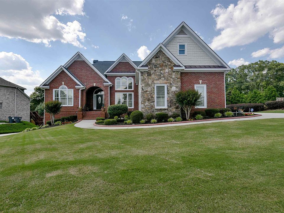 1st image of 3002 Lawson Dr