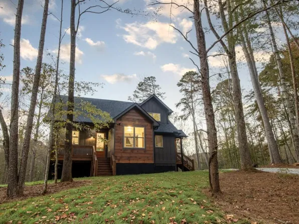950 Hagin Cir E, Ellijay, GA 30536