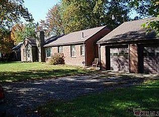 1842 Massillon Rd, Akron, OH 44312