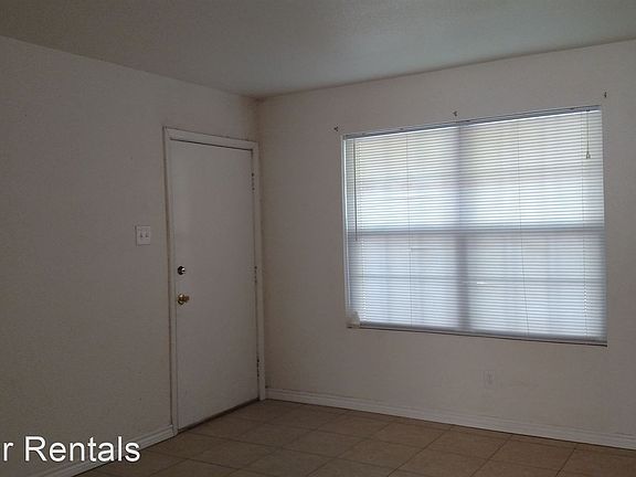 2nd image of 1109 Copus Ave
