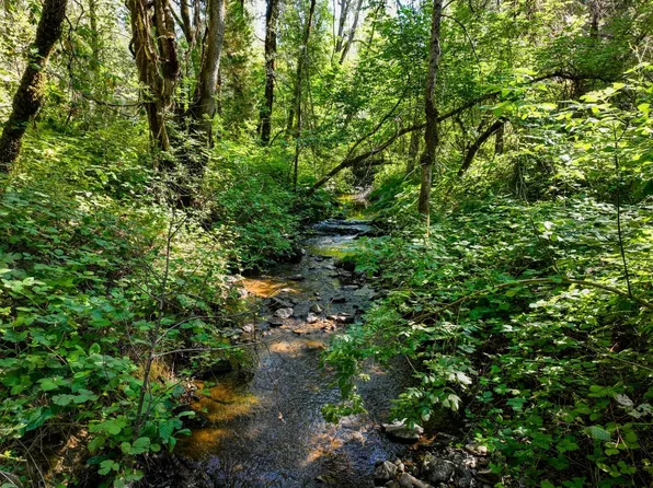 19837 Sivers Ln, Grass Valley, CA 95945