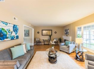 1352 Thornwall Ln, Hayward, CA 94545