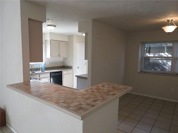 5th image of 2306 Clearhaven Dr