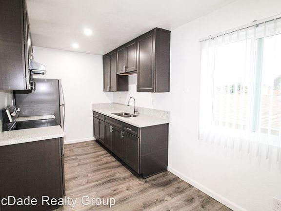 5th image of 921 N Avenue Unit #6