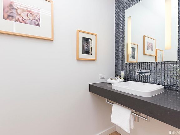 4th image of 1650 Broadway St #202