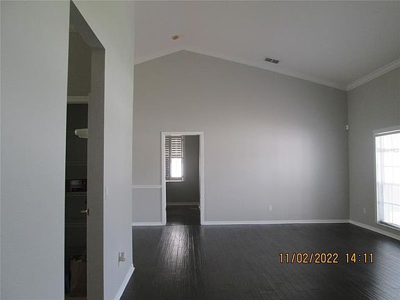 5th image of 1155 Lexington Pkwy