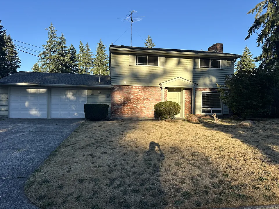 638 164th Pl NE