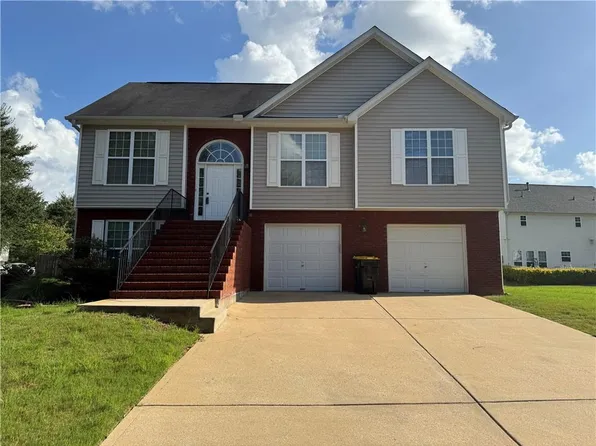 95 Revere Turn, Fairburn, GA 30213