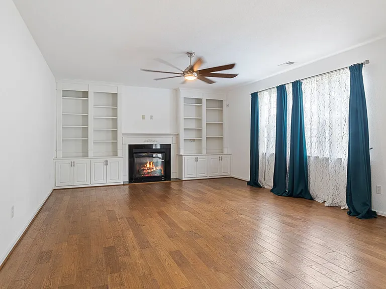 721 Tyler Way — Photo 18