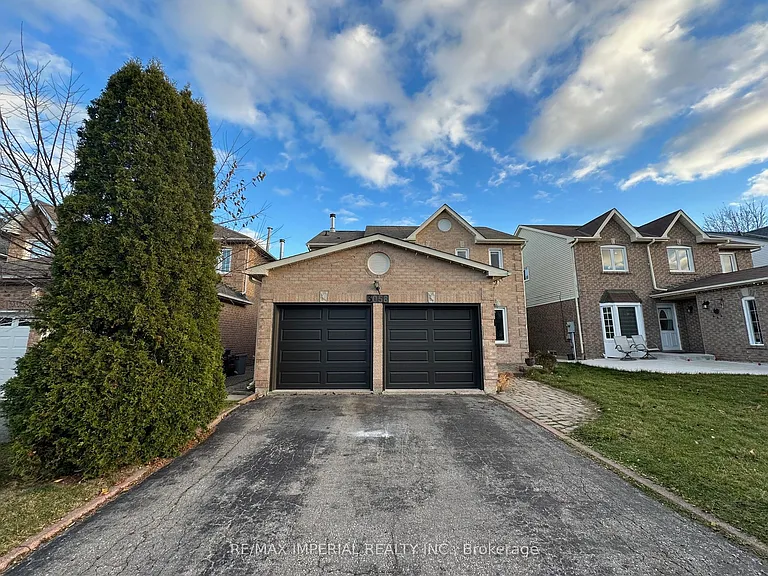 3058 Dalehurst Dr — Photo 1