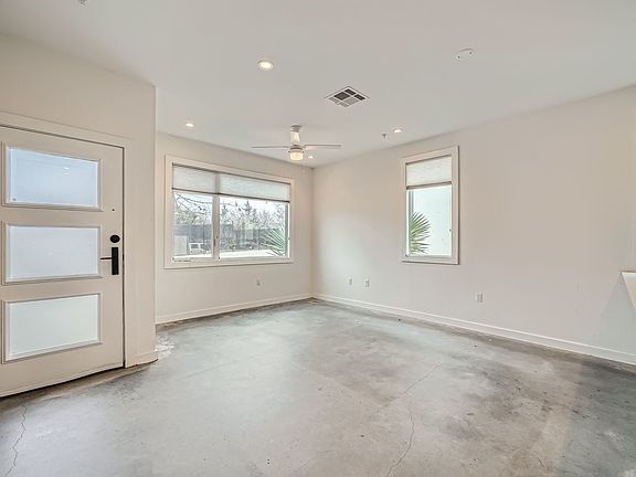 4th image of 1931 E 38th 1 2 St #51