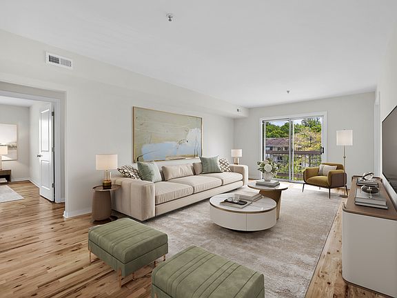 3rd image of 113 Northumberland Way APT 3