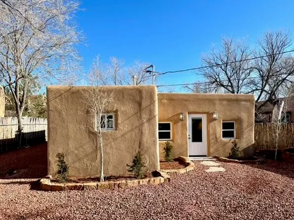 1018 Alto St, Santa Fe, NM 87501