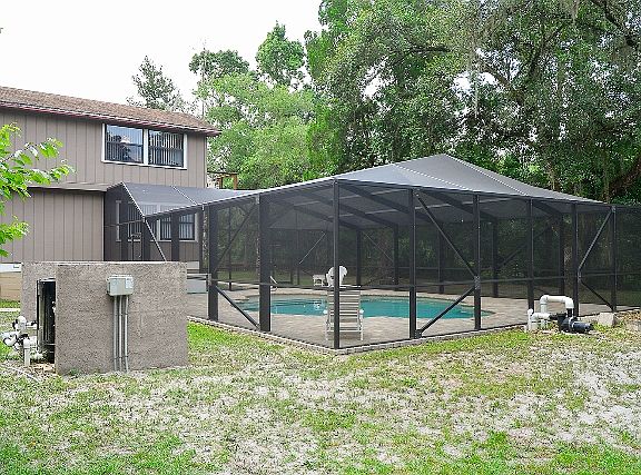 2nd image of 32304 Marchmont Cir