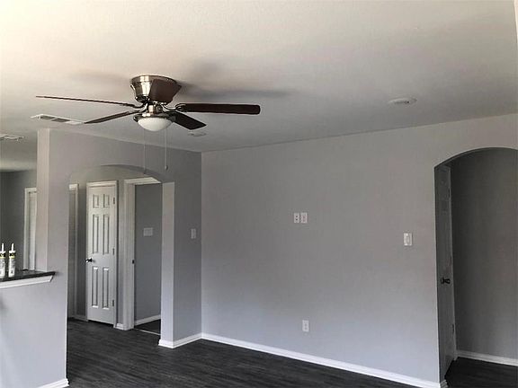 2nd image of 219 Lois Dr