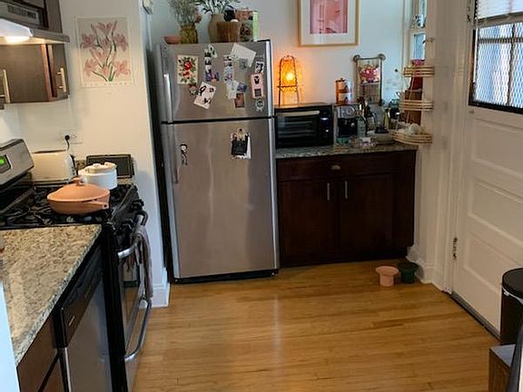 2nd image of 2940 W Wabansia Ave #104