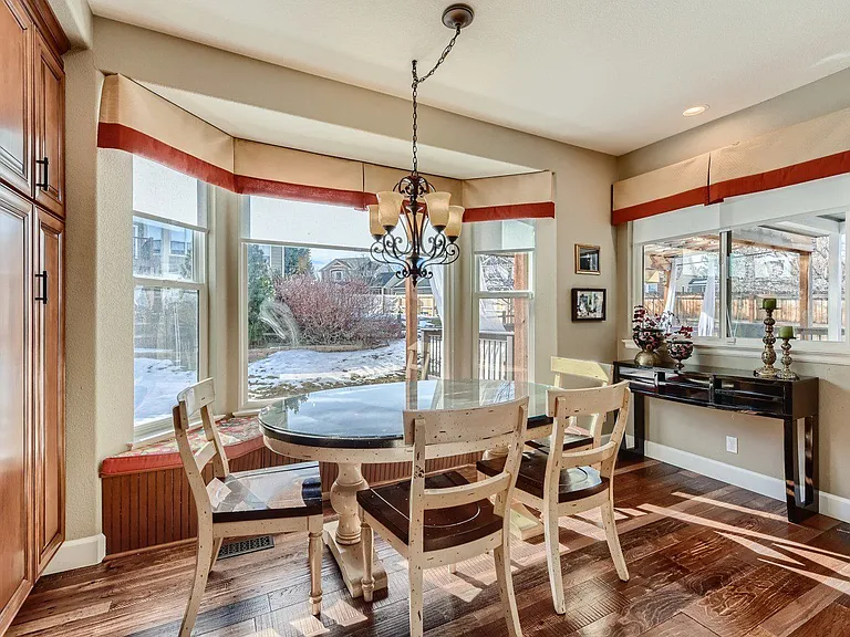 9805 Cypress Point Cir — Photo 16