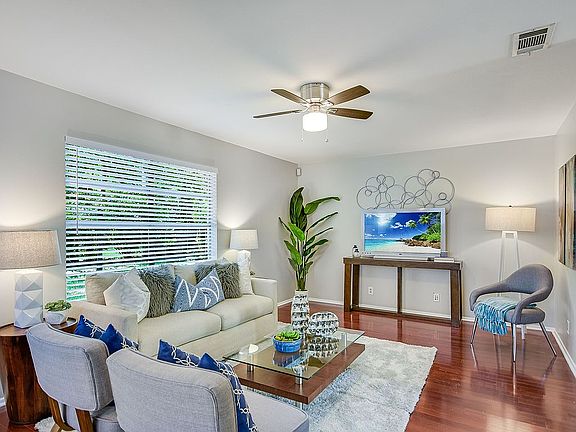 2nd image of 8007 Stillwood Ln