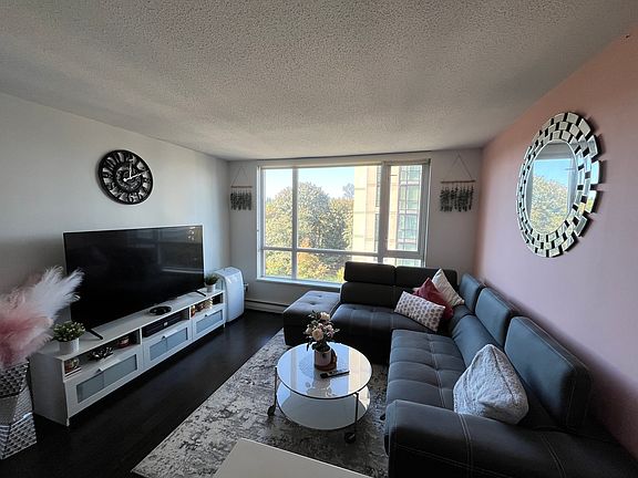 4th image of 10777 University Dr #608