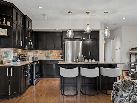 5th image of 6614 SW Bowness Rd NW