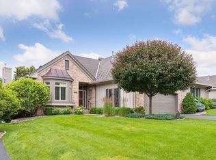 510 Waycliffe Dr N, Wayzata, MN 55391