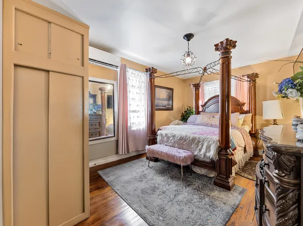 2801 Gunther Avenue image 6 of 20