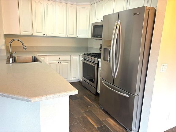 5th image of 26552 Las Palmas APT 5