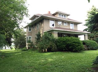 1501 W State St, Sycamore, IL 60178
