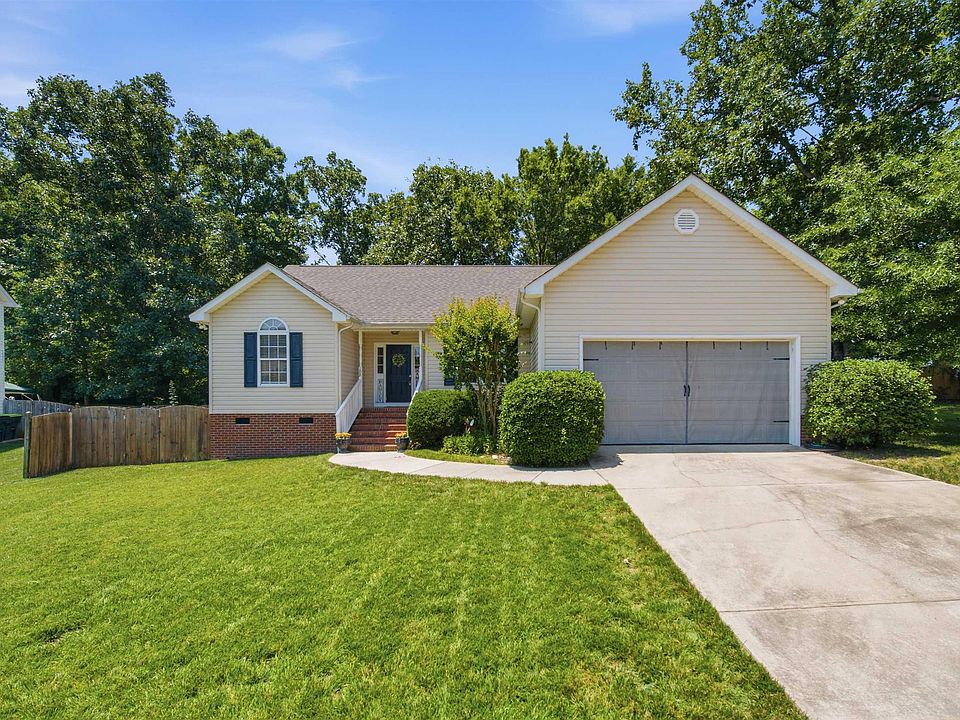 1st image of 109 Kerry Gibbons Dr