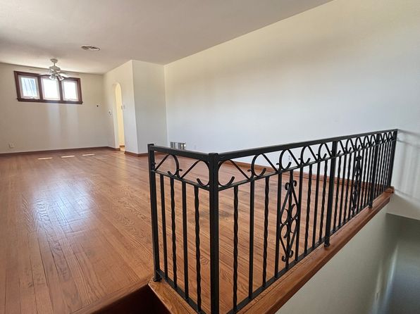 123 1/2 E Kellner Blvd #2