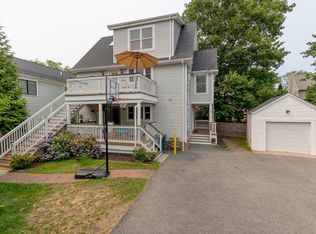 28 Beecher Place Condominium, Newton, MA 02459