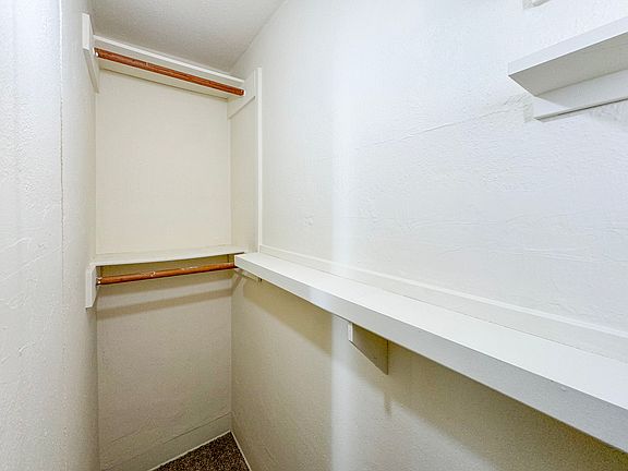 5th image of 4067 Mississippi St #4067