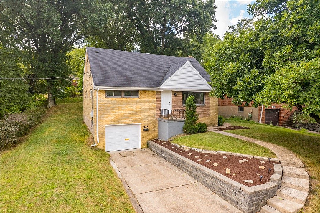 423 Woodrift Ln, Pittsburgh, PA 15236 | MLS #1718392 | Zillow