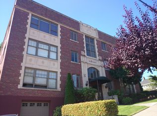 405 Prospect St APT 101, Seattle, WA 98109