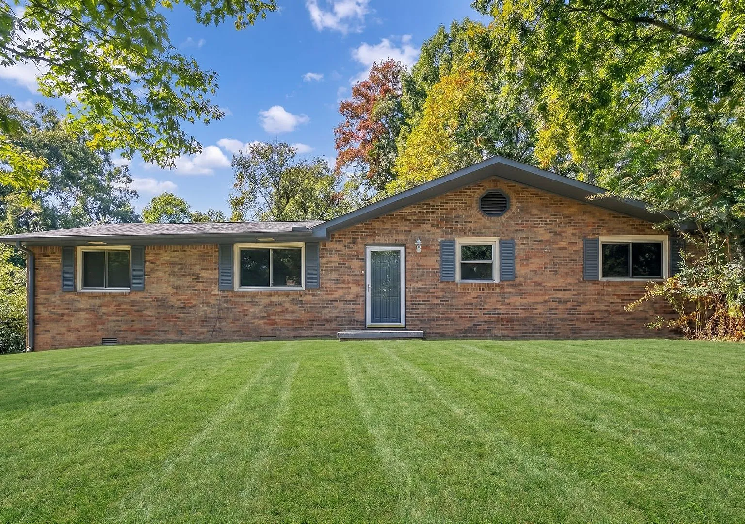 Charming Brick Single-Family Home in Kingston Springs! — Photo 1