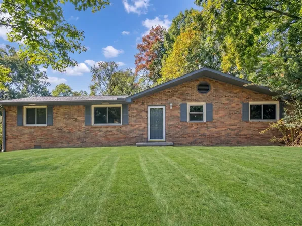 1028 Ward Ln, Kingston Springs, TN 37082