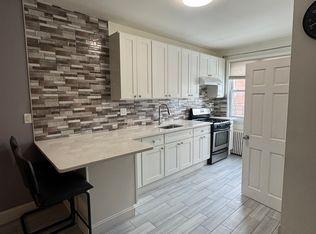 7031 67th Pl APT 2, Ridgewood, NY 11385