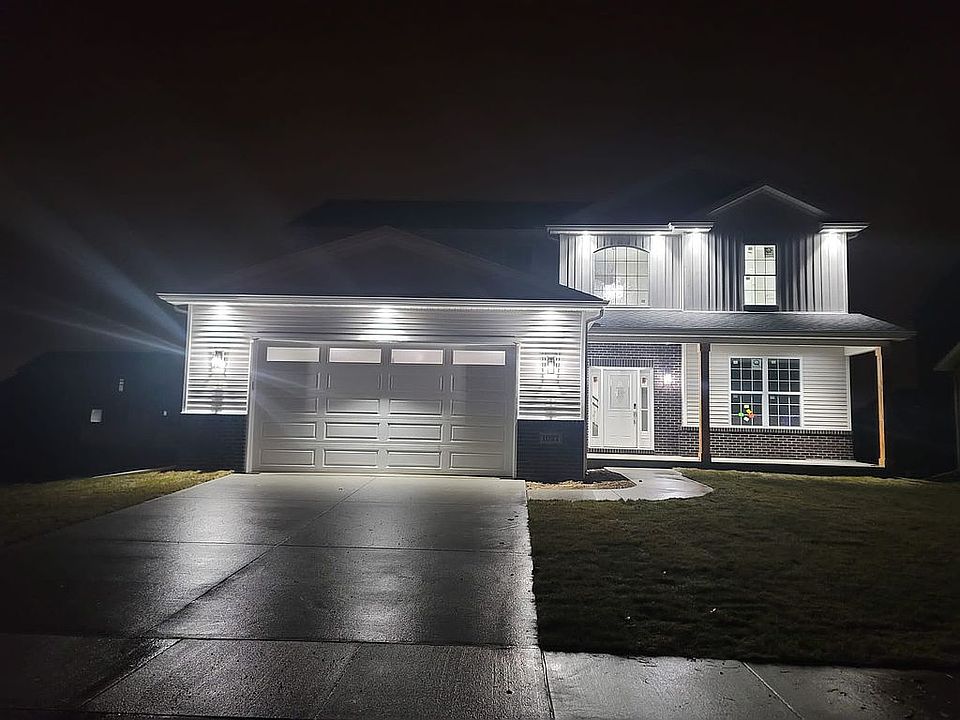 2nd image of 1027 Stags Leap Rd