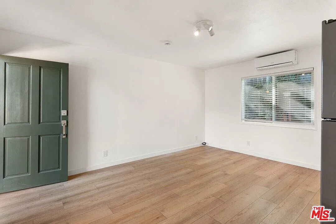 1 bed, 1.0 bath, 615 sqft, $3,250 — Photo 4