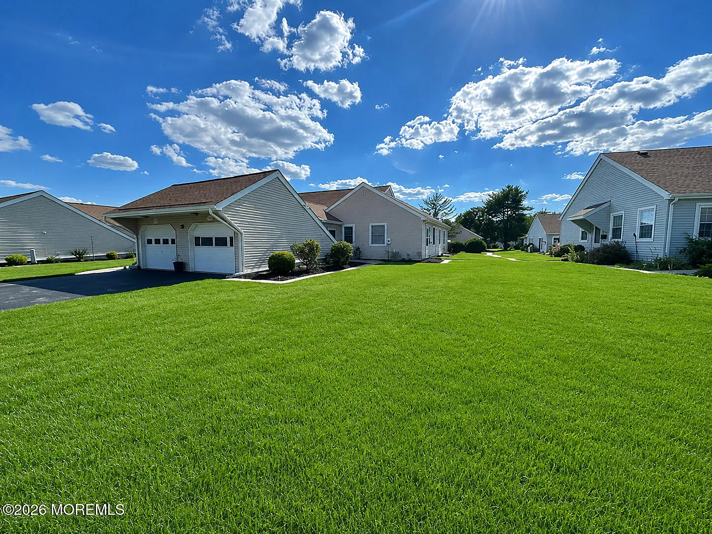 2 bed, $2,500 — Photo 2