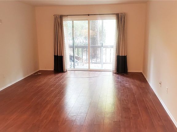 3rd image of 23515 Lyons Ave Unit 125