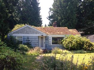 3827 NE 89th St, Seattle, WA 98115