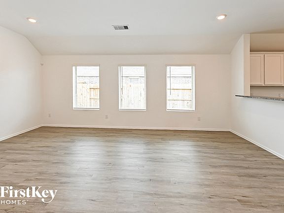 5th image of 5214 Eagleton Dr