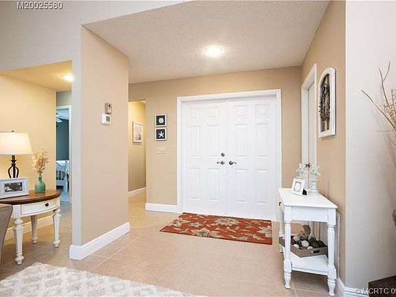 5th image of 2590 SW Egret Pond Cir