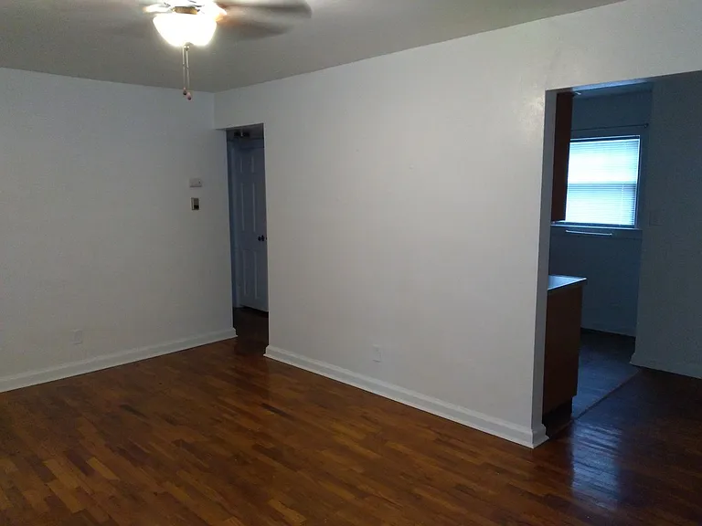3000 W Devon Rd — Photo 4